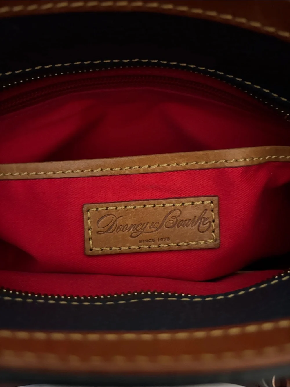 Dooney & Bourke idooney bourke